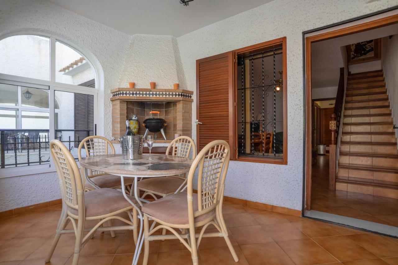 Casa Billarose - Lovely House Overlooking Pool & Walking Distance To The Beach And Restaurants Cabo Roig Exterior foto